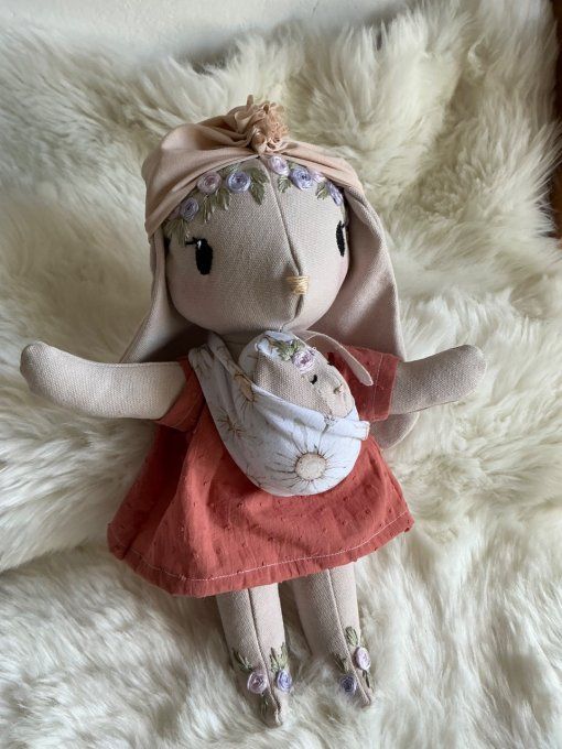 Poupée lapine 